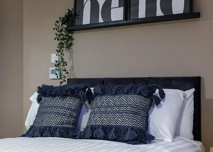 Centre 5 With Kitchenette, Free Wifi And Smart Tv With Netflix By Yoko Apartment Middlesbrough