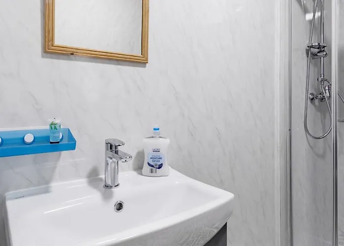 Centre 5 With Kitchenette, Free Wifi And Smart Tv With Netflix By Yoko