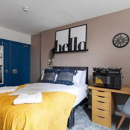 Appartement Centre 5 With Kitchenette, Free Wifi And Smart Tv With Netflix By Yoko Middlesbrough